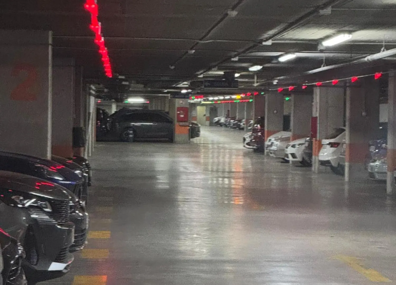 Recien Reformado Y Parking Vigilado Gratis Pleno Centro Granada Picon Center Apartman